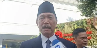 Luhut Ungkap Rencana Penyaluran Bansos via Aplikasi Digital Luhut Ungkap Rencana Penyaluran Bansos via Aplikasi Digital