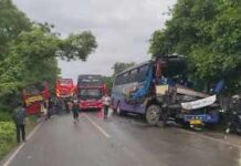 Dua Bus Tabrakan di Labuhanbatu, Sopir Tewas dan Beberapa Penumpang Luka-Luka