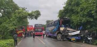 Dua Bus Tabrakan di Labuhanbatu, Sopir Tewas dan Beberapa Penumpang Luka-Luka