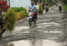 Jalan Rusak Parah dan Banjir Jadi Keluhan Warga Gunung Malela, Simalungun
