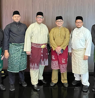 budaya kerja orang melayu