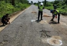 Motor Hantam Lubang, Ibu dan Anak Asal Depok Tewas Terlindas Angkot di Simalungun