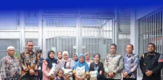 Rutan Tanjung Pura Salurkan Bantuan Sosial Kepada Keluarga Warga Binaan