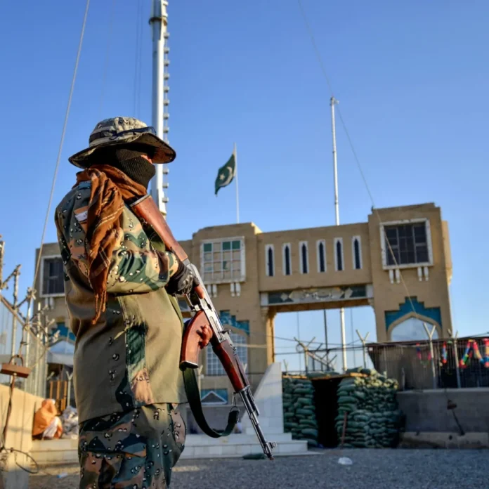 afghanistan-pakistan-border-GettyImages-1818900039