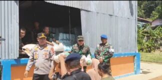 Pangdam I/BB dan Kapolda Sumut Awasi Langsung Pembagian Beras di Gudang Bulog Sibolga