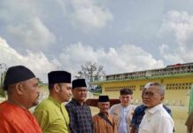 Menteri Koordinator Bidang Pangan RI, Zulkifli Hasan, Kunjungi Mesjid Azizi Tanjung Pura