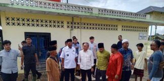 ZULKIFLI HASAN DAN DEPUTI ATR KUNJUNGI MESJID AZIZI TANJUNG PURA: WUJUD KEPEDULIAN TERHADAP MASYARAKAT ADAT DAN CAGAR BUDAYA ISLAM