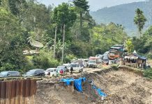 Konektivitas Batu Jomba Terputus Total, Yayasan Riandja Ajak PUPR Rajut Kembali Akses